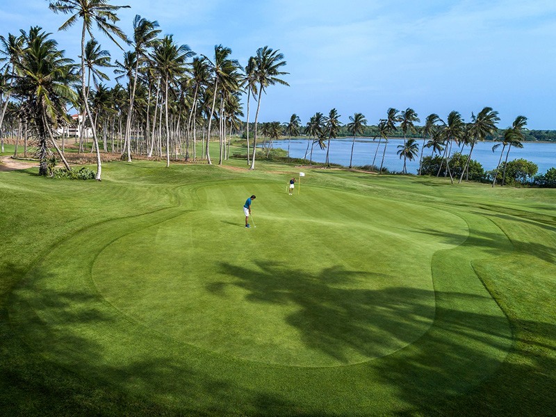 Shangri-La-Beach-Side-Hole